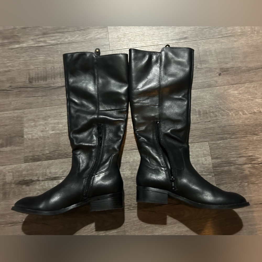 Aldo Black Leather 15” Boots with Gold Zipper 37 - Picture 6 of 6